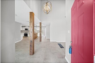 Building Photo - 3535 Rosedale St