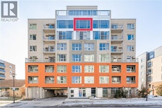 Building Photo - 321 Spruce St