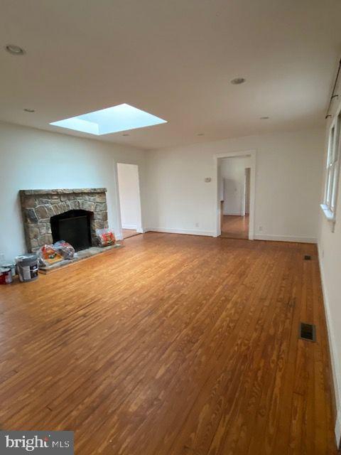 Primary Photo - 4941 River Rd