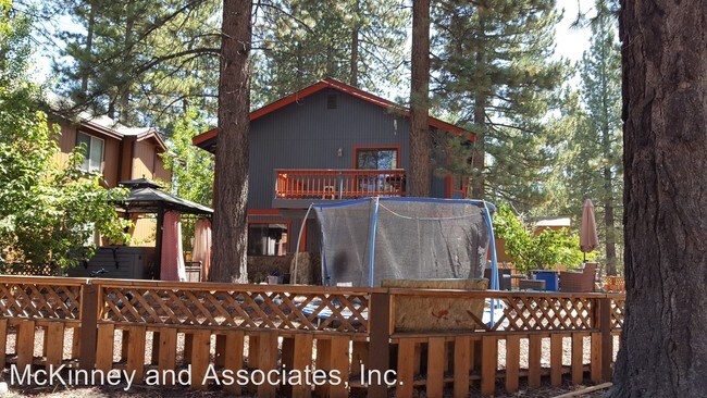 Foto del edificio - 3 br, 2 bath House - 897 Tahoe Keys Blvd.