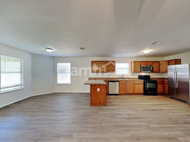 Building Photo - 2045 Old Glory Ln