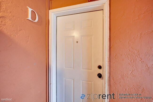 Foto del edificio - 2 br, 1 bath 4plex - 7613 9th Avenue Court...
