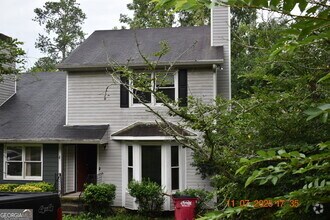 Building Photo - 4517 Greenfields Rd