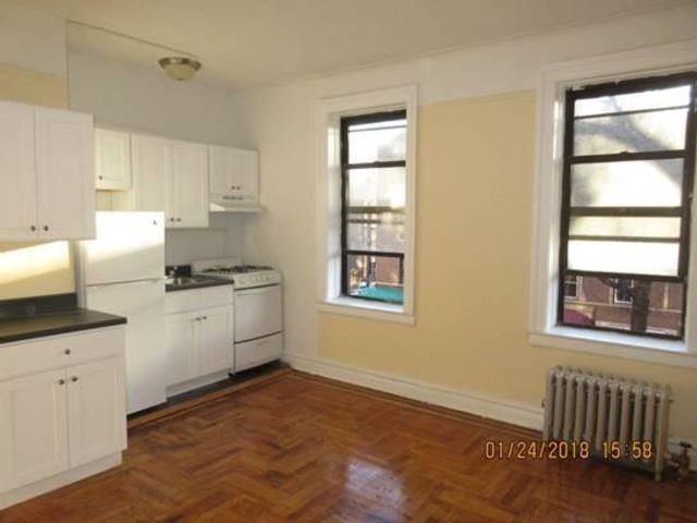 Primary Photo - 3286 33rd St
