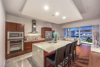 Building Photo - 4471 Dean Martin Dr