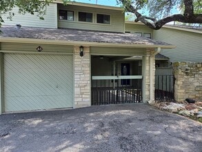 Building Photo - 4404 Travis Country Cir