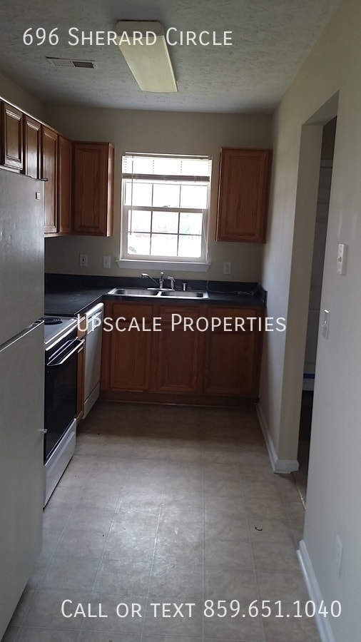 Photo - 696 Sherard Cir Townhome