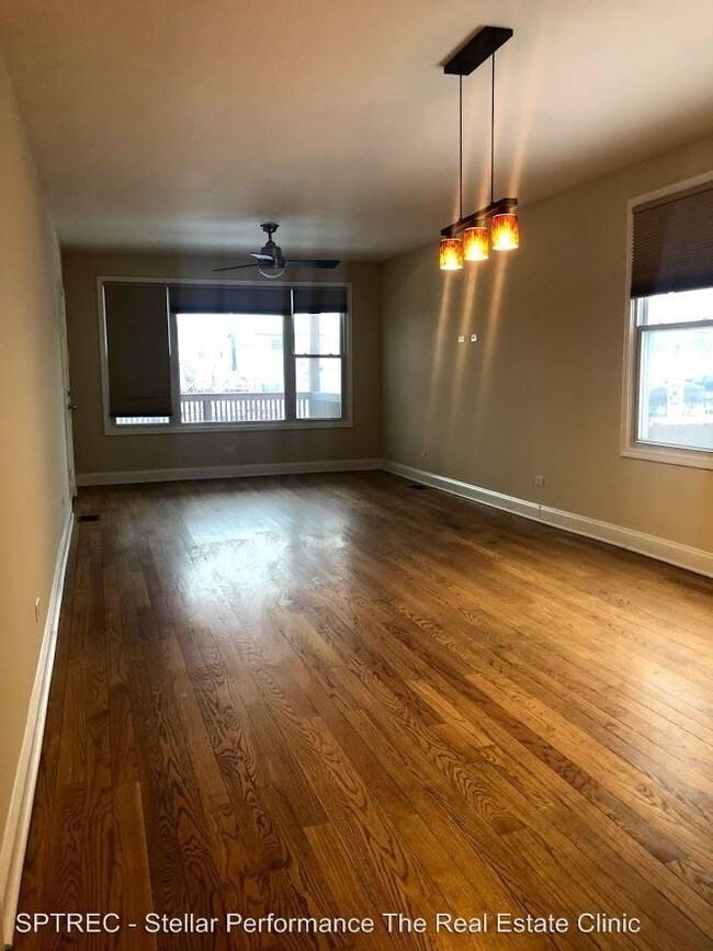 Foto del edificio - 4933 W Dakin St