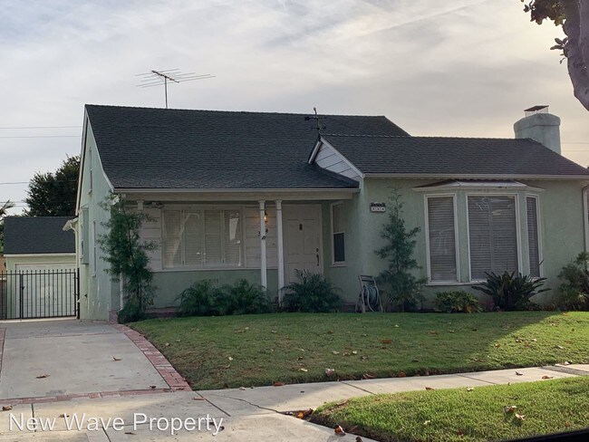 Building Photo - 3 br, 2 bath House - 324 W 64th Street
