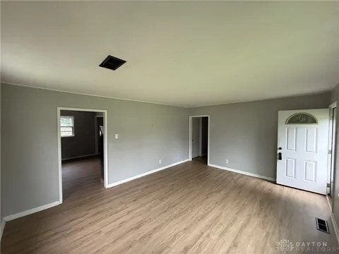 Building Photo - 135 B St