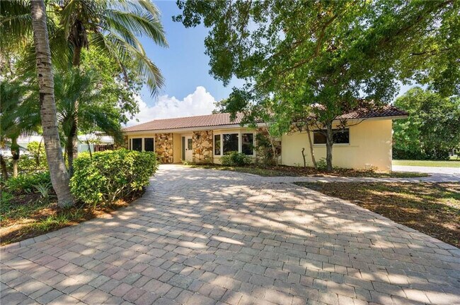 Foto del edificio - 2265 NE 30th Ct