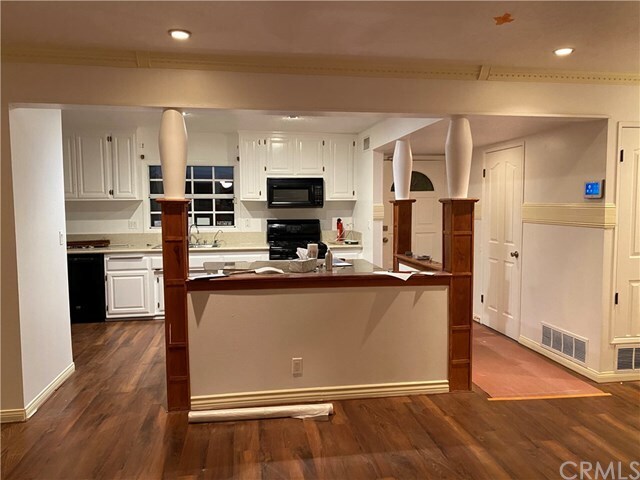 Building Photo - 8371 Edam Cir