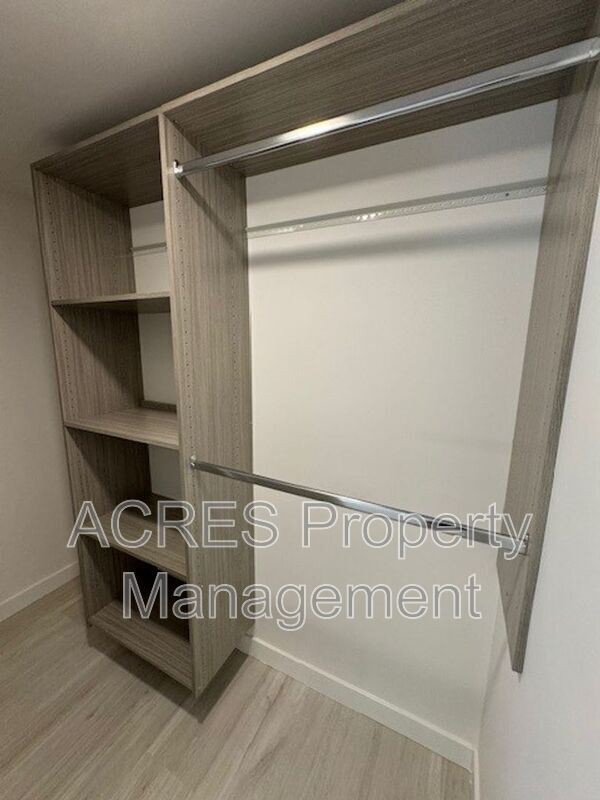 Foto del edificio - 9423 36th Ave SW