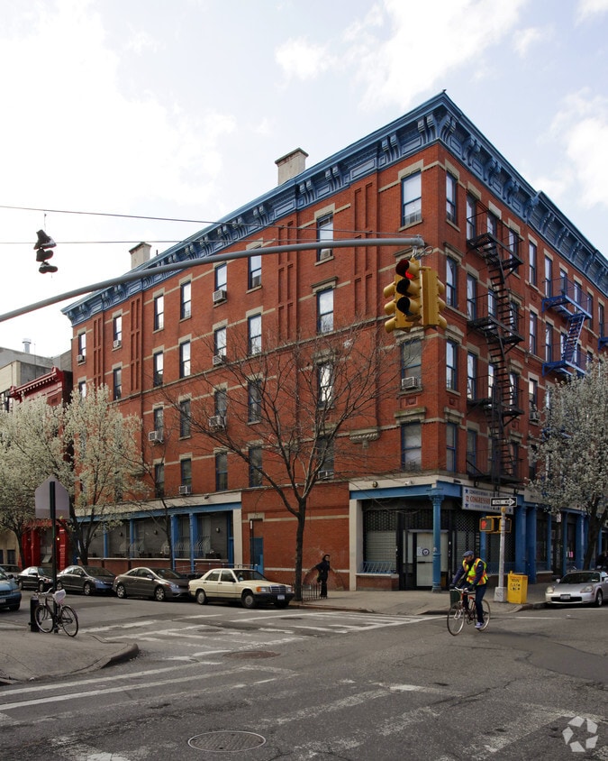 Building Photo - 173 Avenue B