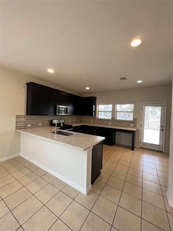 Building Photo - 265 Diamond Point Dr