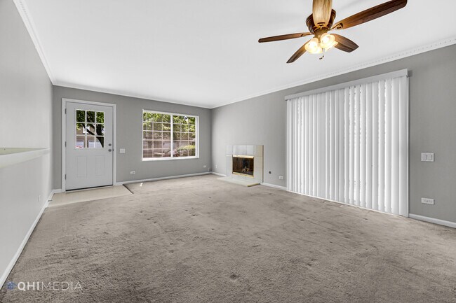 Foto del edificio - 425 Monmouth Ct