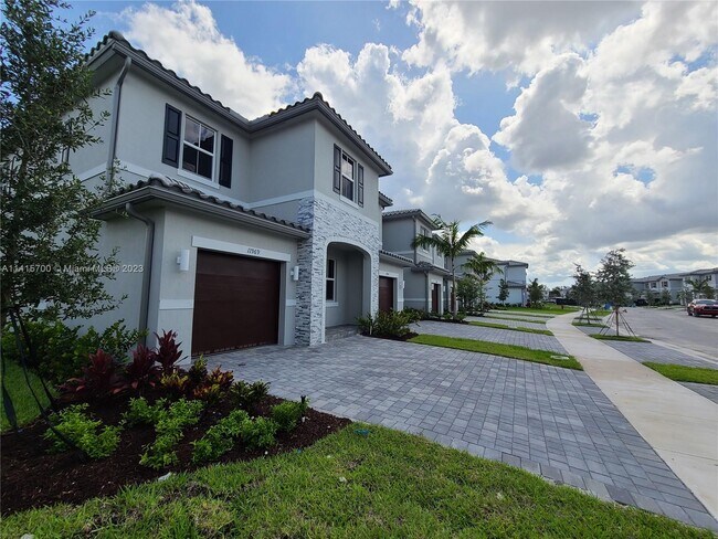 Building Photo - 11969 NW 47th Manor