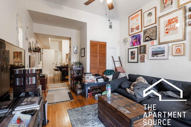 Photo - 1627 N Winchester Ave Apartment