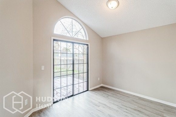 Building Photo - NOW AVAILABLE! - 8009 Loch Lomond Ln, Jack...