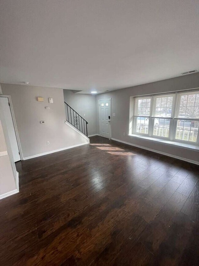 Foto del edificio - Spacious 3-Bedroom, 2.5-Bath Home for Rent in Sicklerville, NJ