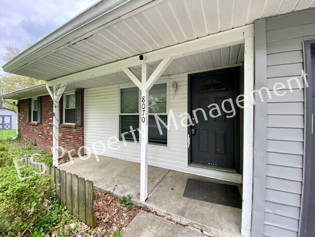 Foto del edificio - Beautiful 3-Bedroom, 2-Bathroom  Ranch in ...