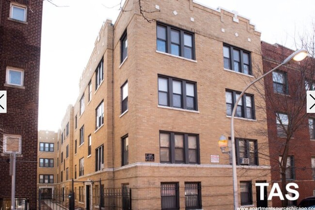 Foto del edificio - 839 W Cornelia Ave