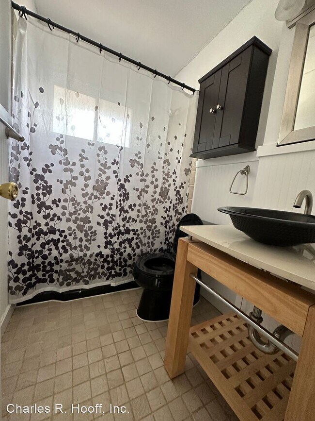 Building Photo - 3 br, 2 bath House - 2107 Belle View Blvd
