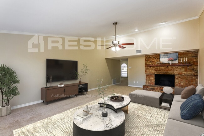 Building Photo - 2917 Rolling Hills Dr