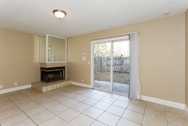 Building Photo - 4259 Polo Ct