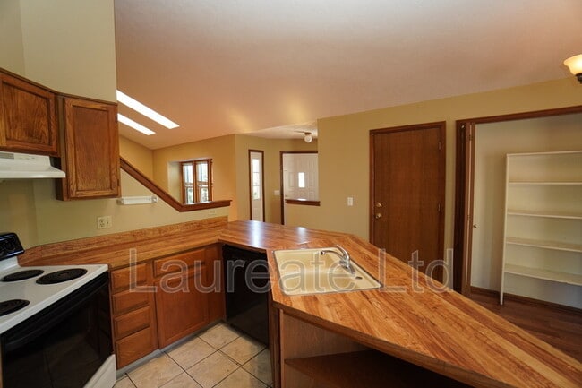 Building Photo - 2916 S Andes Way