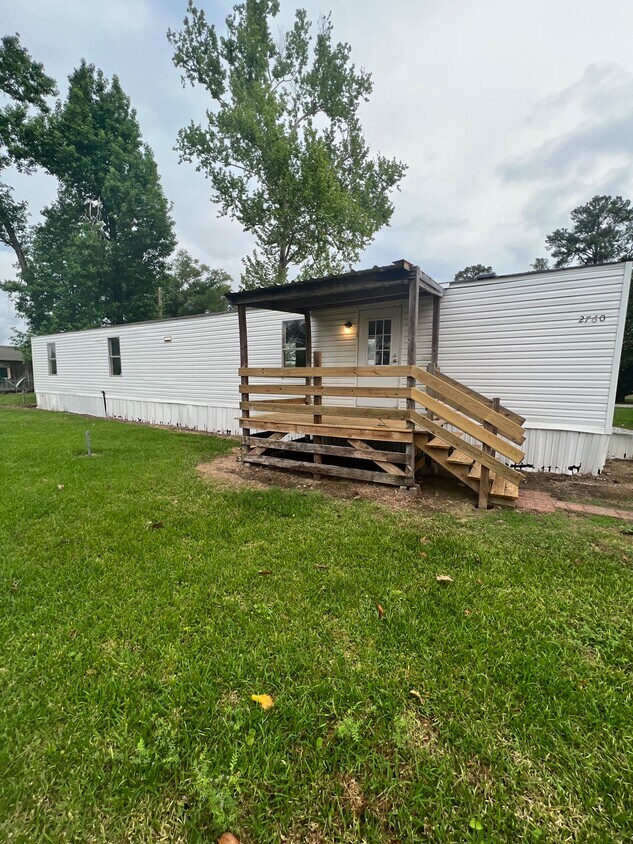 Primary Photo - 2760 McMichael Rd