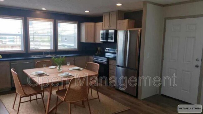 Building Photo - 120 Terry Blvd