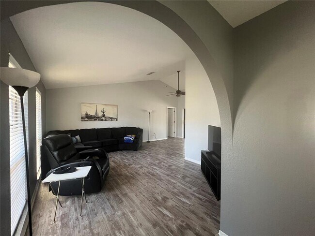 Foto del edificio - 470 Strasburg Dr