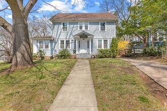 Building Photo - 233 Highland St