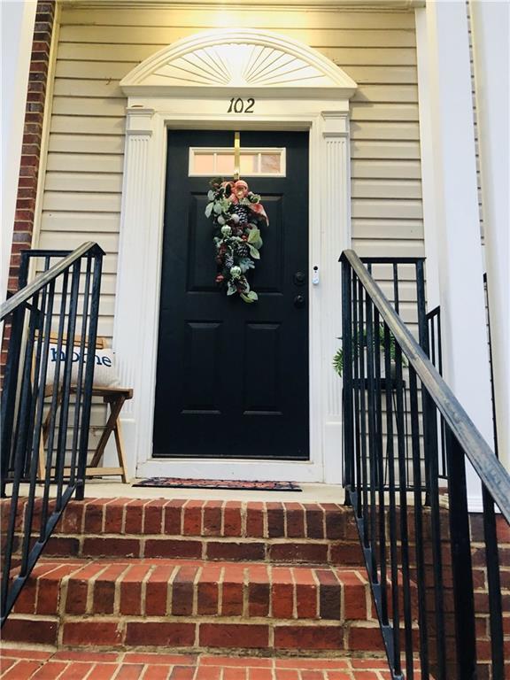 Foto del edificio - 102 Weatherstone Square Dr