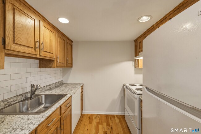 Foto del edificio - 183 Livingston Pl
