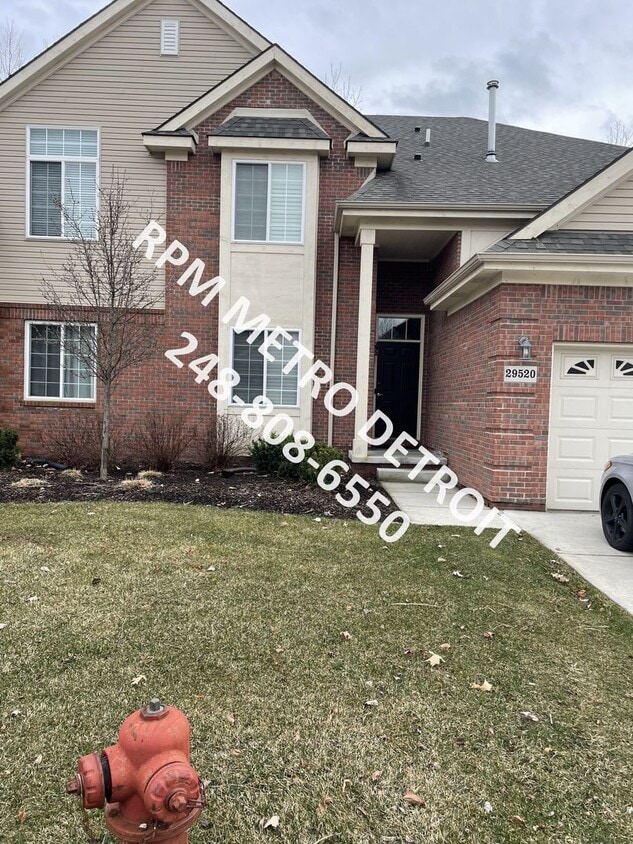 29520 Woodpark Cir, Warren, MI 48092 House Rental in Warren, MI