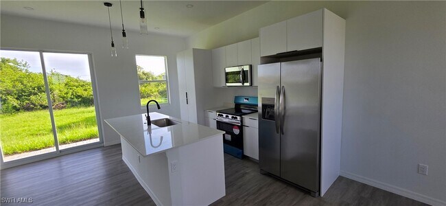 Foto del edificio - 3516 23rd St SW