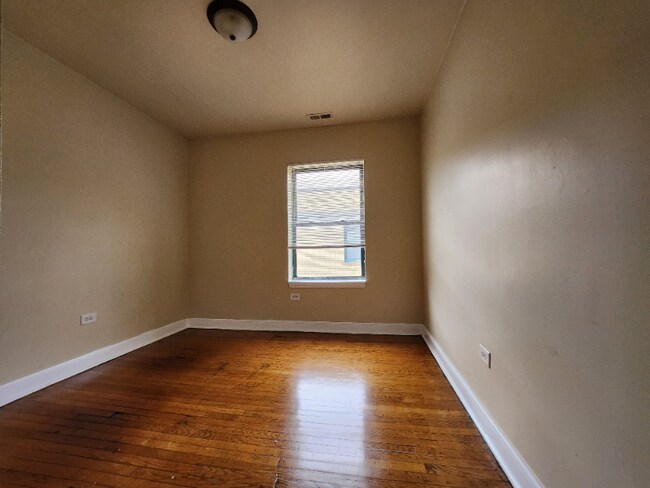Foto del edificio - 4840 W Adams St