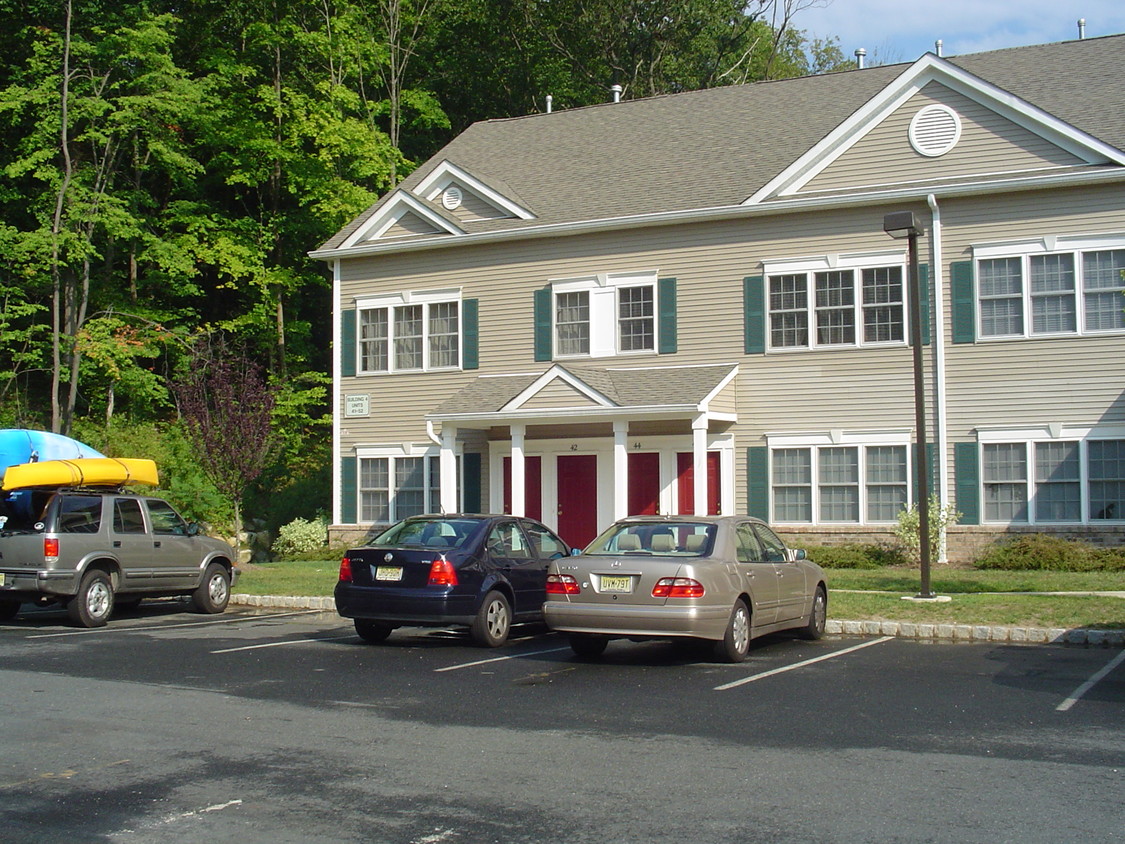 Primary Photo - Jefferson Ridge Apartments