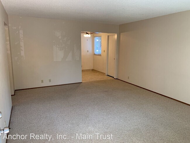 Building Photo - 2 br, 1 bath House - 1581 Hawes