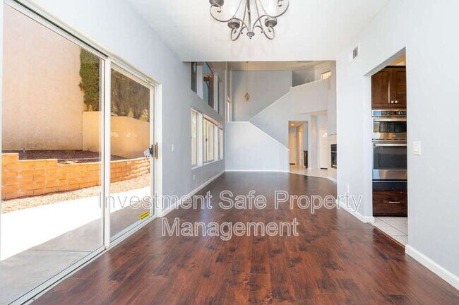Building Photo - 39945 Temecky Way