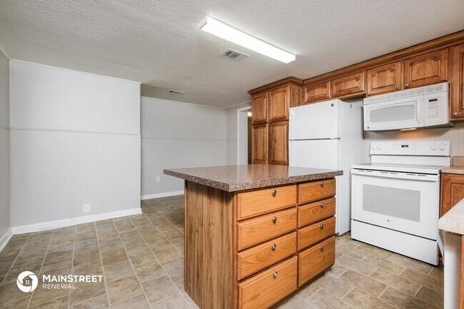 Foto del edificio - 6610 NE ridgeway Avenue, Kansas City, MO 6...