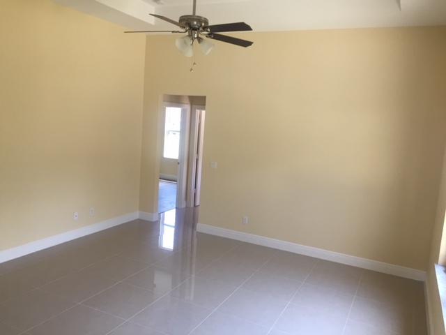 Foto del edificio - 4261 SW Walker St