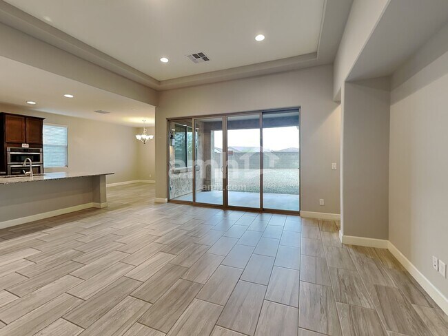 Foto del edificio - 18251 W Thunderhill Pl