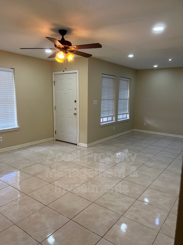 Building Photo - 2105 Grayson Ave