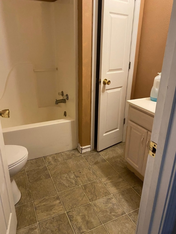Building Photo - 34506 White Oak Dr
