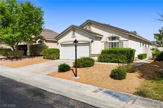 Building Photo - 8824 Iron Hitch Ave