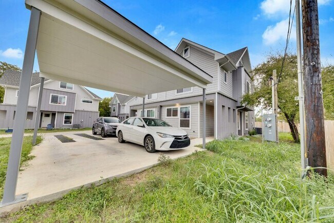 Building Photo - 6716 Mira Loma Ln