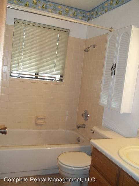 Building Photo - 75 E Bonanza Dr